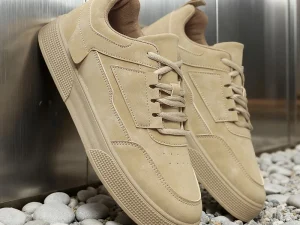 Men's Suede Casual Sneakers - Stylish Low-Top Lace-Up Shoes for Daily Wear & Street Fashion